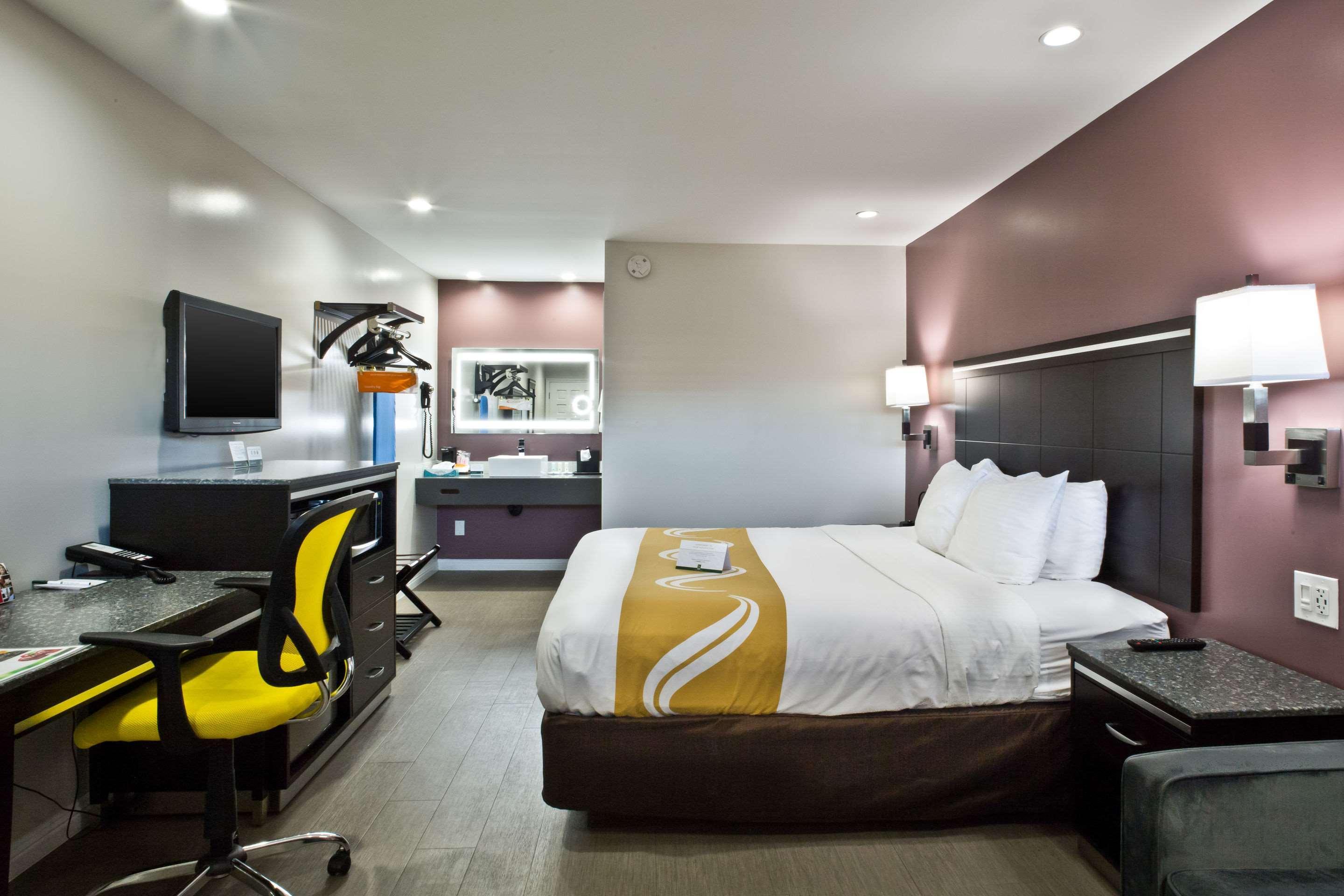 Bay Area Inn & Suites Hayward Bagian luar foto