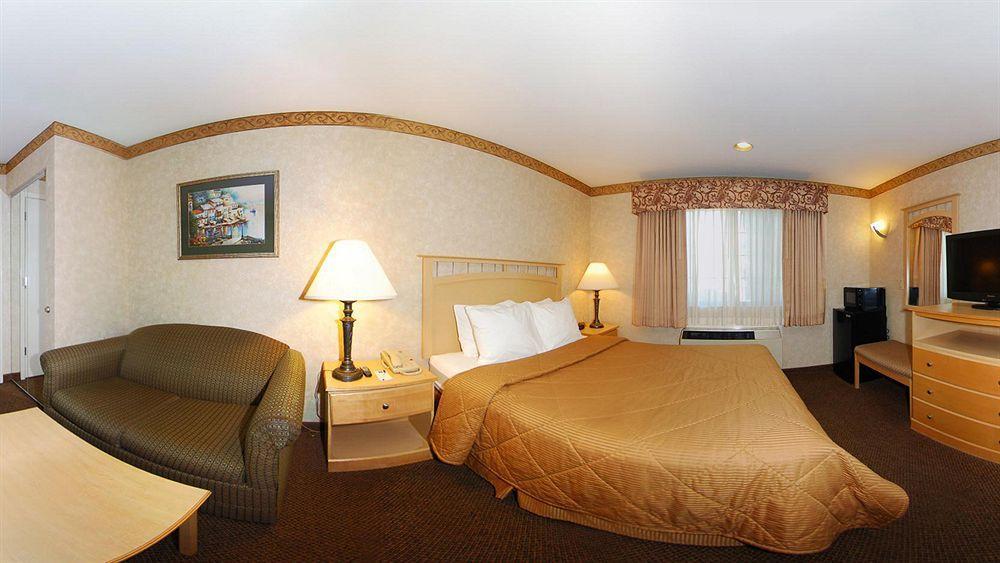 Bay Area Inn & Suites Hayward Bagian luar foto