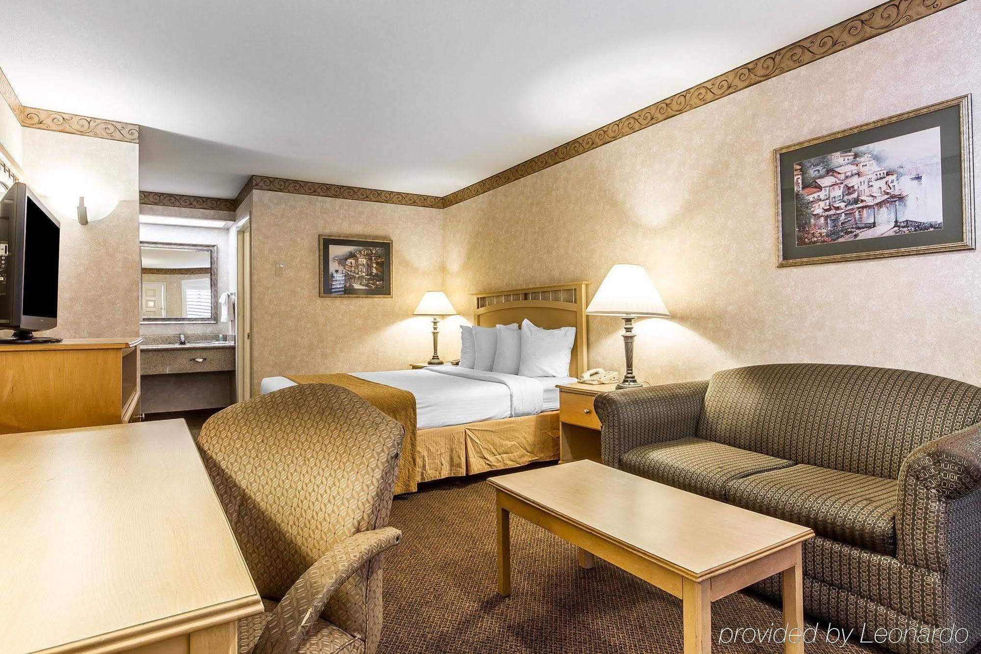 Bay Area Inn & Suites Hayward Bagian luar foto