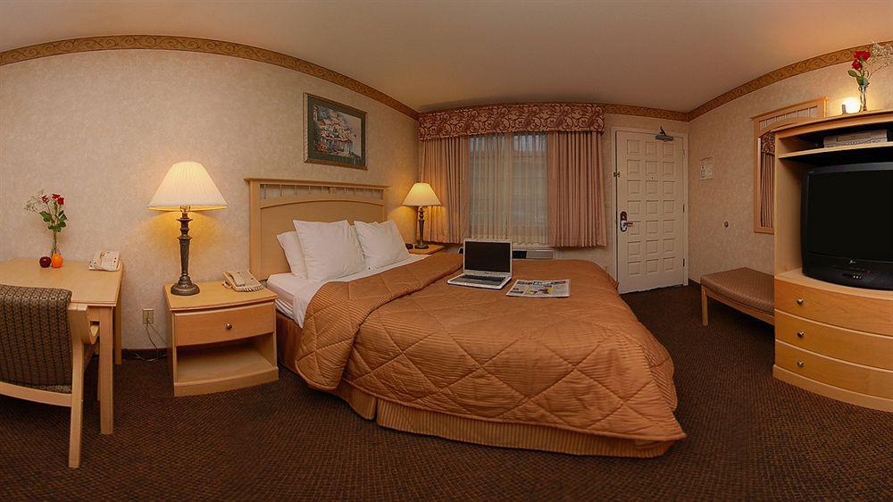Bay Area Inn & Suites Hayward Bagian luar foto